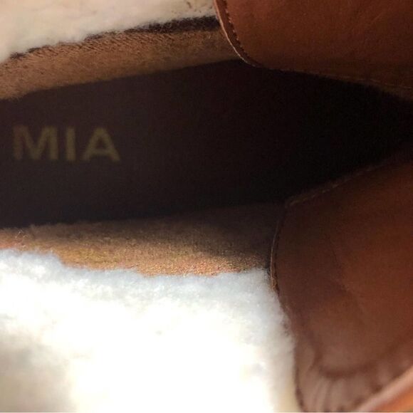 MIA Tallia Brown Faux Fur Ankle Boots - Picture 11 of 11